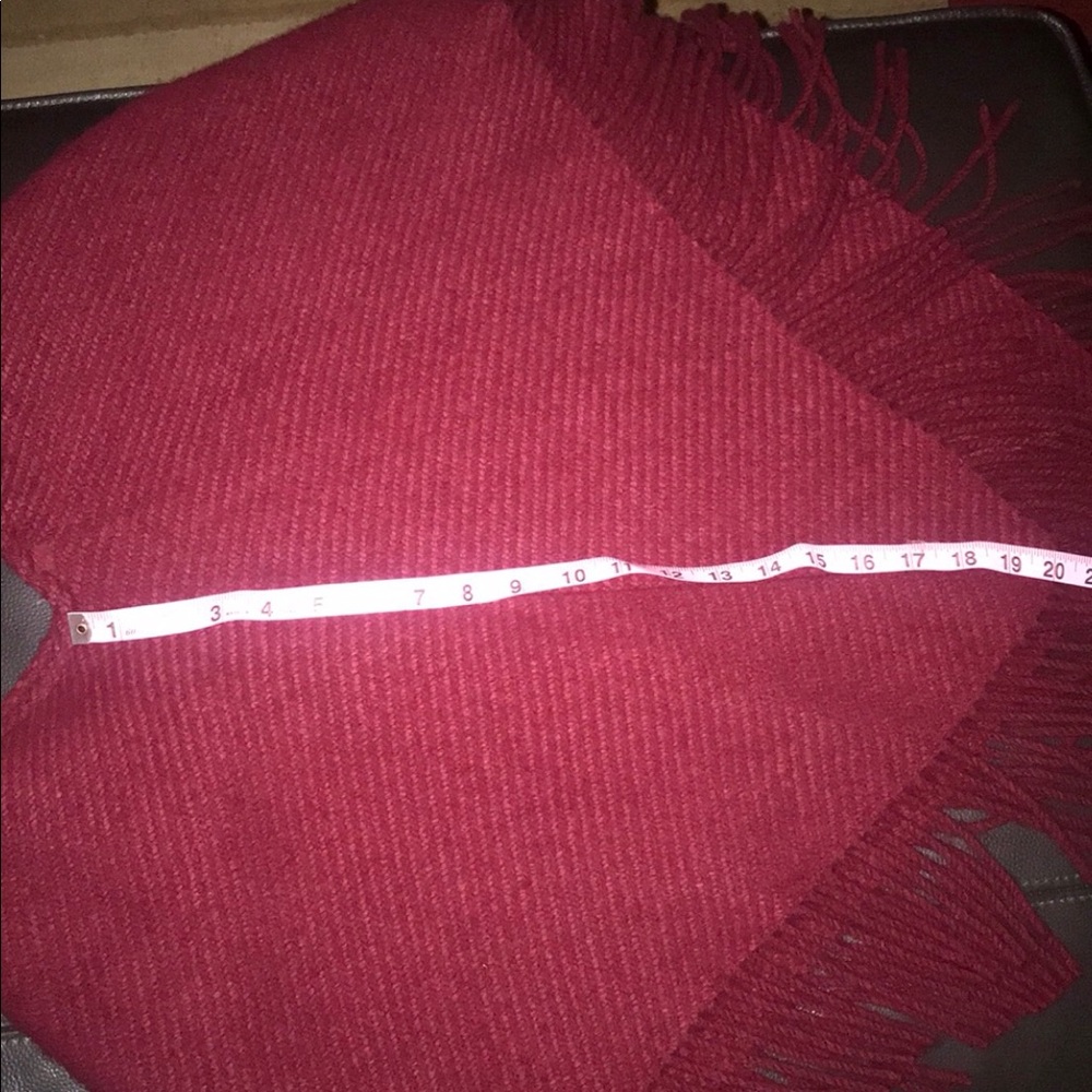 Burberry London poncho. - Picture 4 of 5